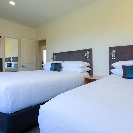 리갈 팜스 리조트 로토루아 외부 사진 A typical motel room